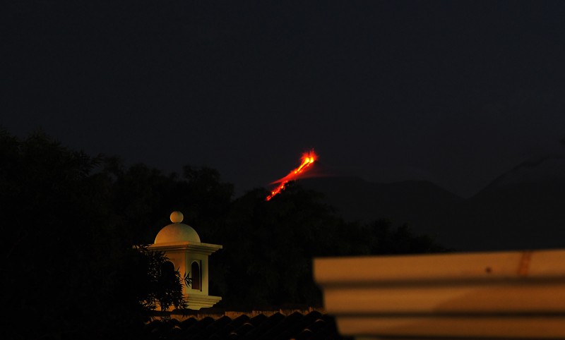 Vulkan "Fuego" macht seinem Namen alle Ehre